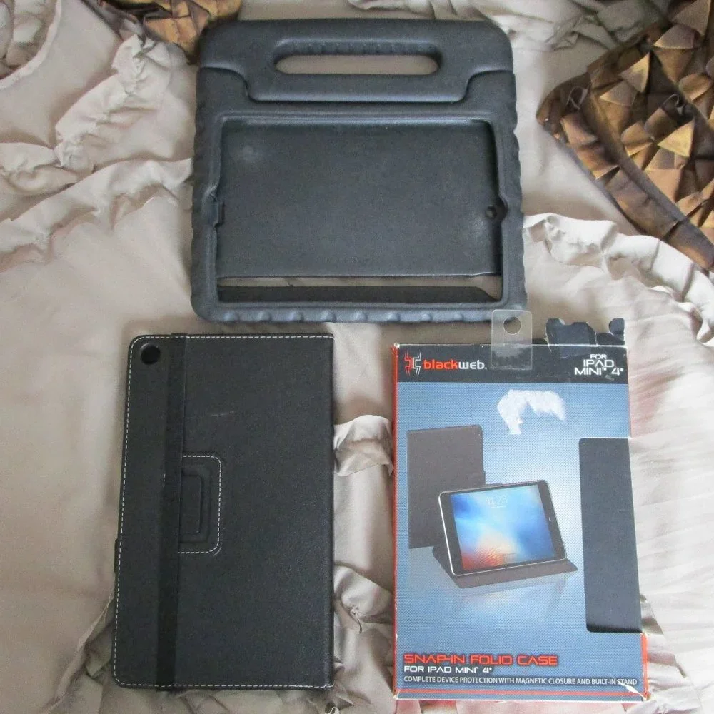 lot of three tablet cases